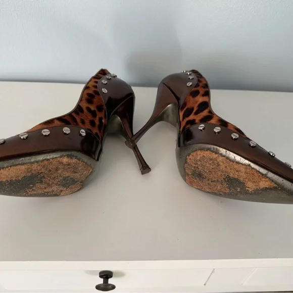 Dolce & Gabbana Leopard-Print Pointed Studded Pumps - Brown & Metallic - Picture 4 of 6